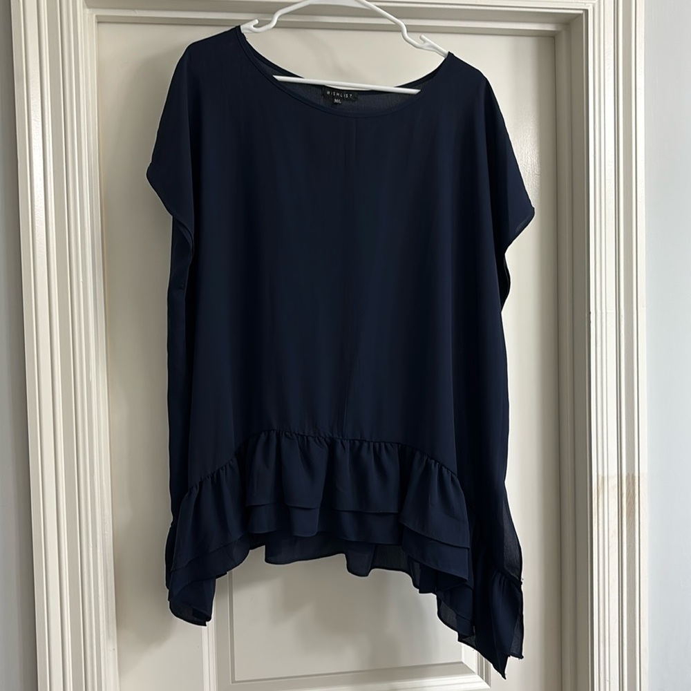 Wishlist women’s navy blue shear tunic. Oversized ruffle bottom sleeveless. M/L